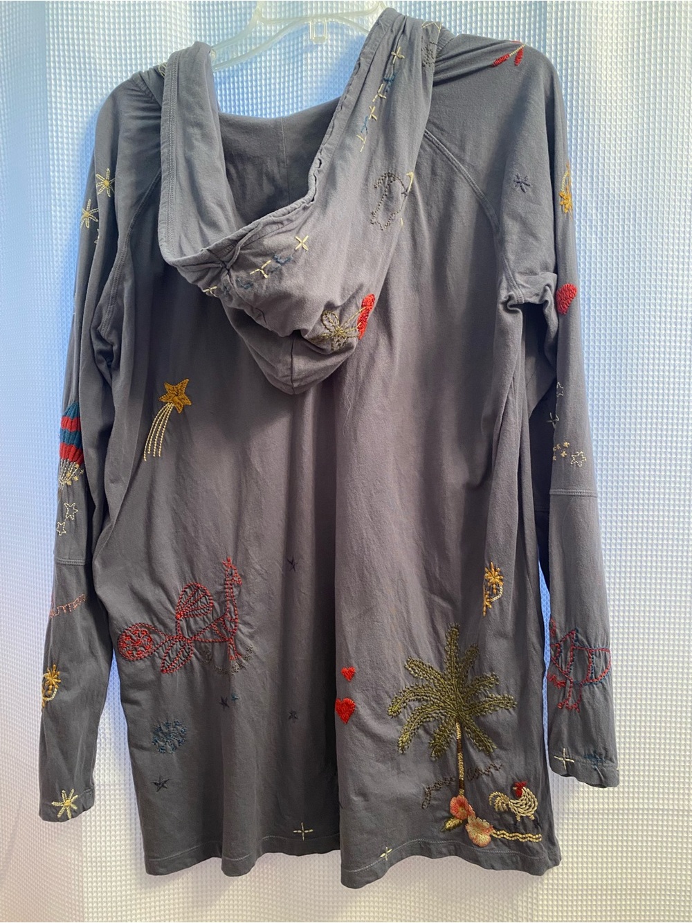 Johnny Kia Beach Hooded Tunic with Multicolor Embroidery - Picture 2 of 8